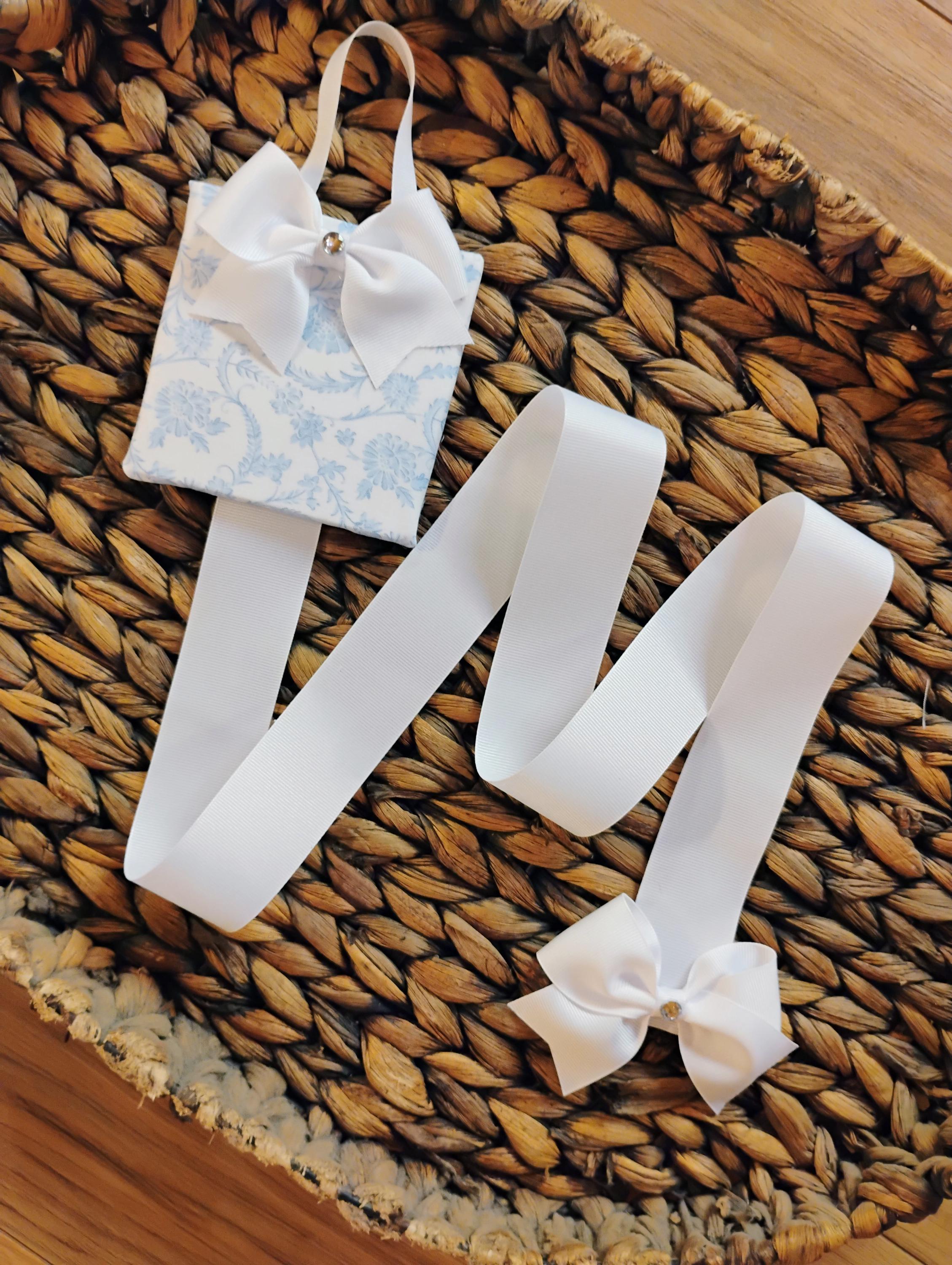 Blue Toile Hair Bow Holder: Handmade Organizer