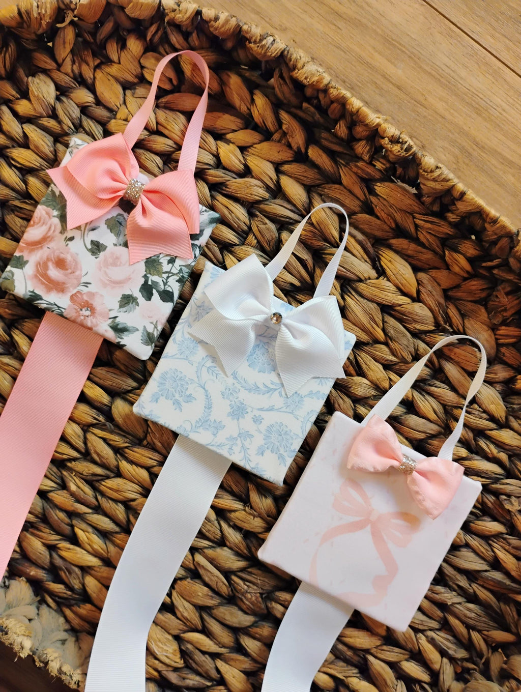 Blue Toile Hair Bow Holder: Handmade Organizer