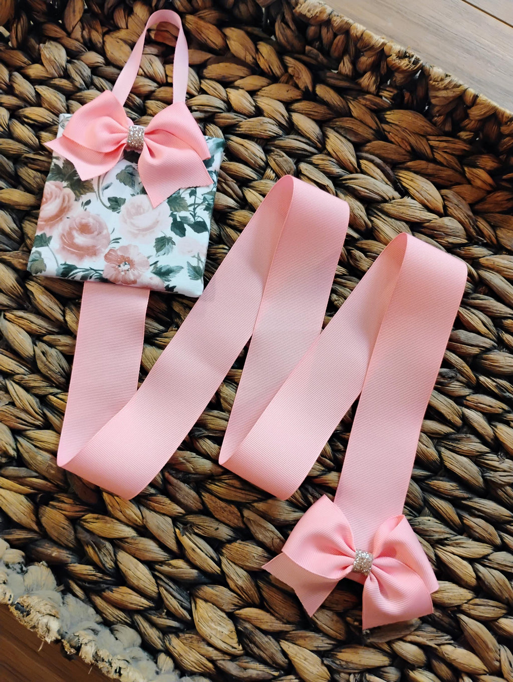 Pink Rose Hair Bow Holder: Floral Organizer