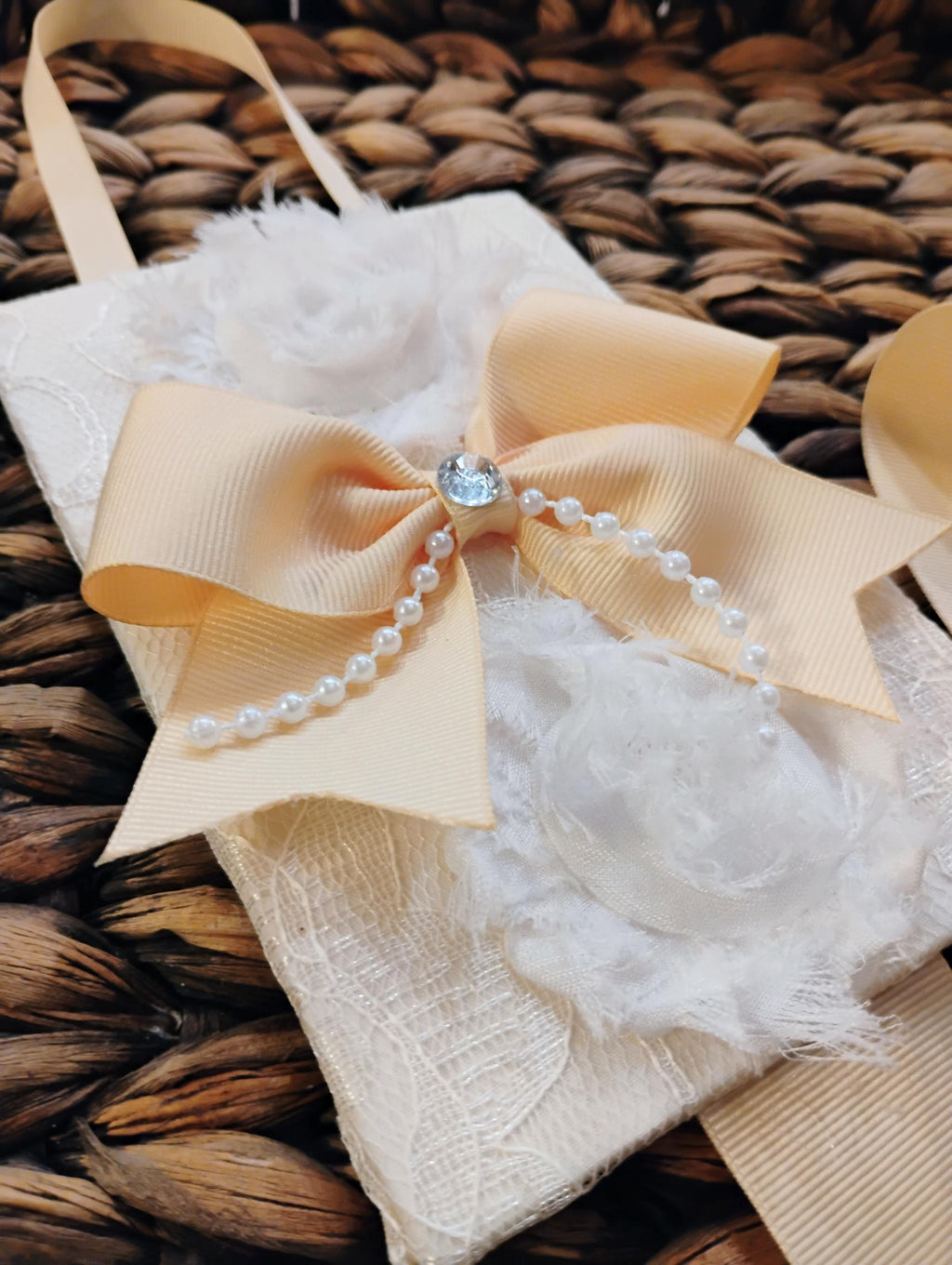 Handmade Cream Hair Bow Holder: Shabby Chic Organizer